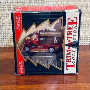 🎄VTG 1998 Coca-Cola Trim-A-Tree Collection North Pole Bottling Company Ornament
